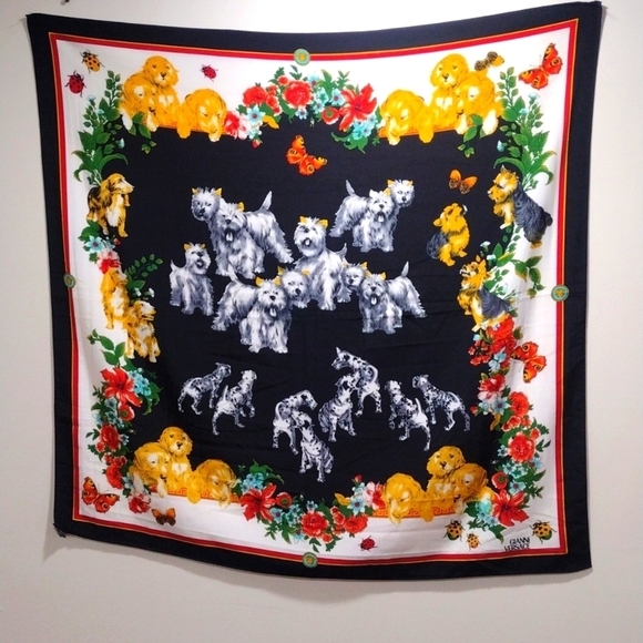 Designer Versace Silk Scarf – Dog & Floral Print 34x34-Inch Women’s Accessory - Picture 5 of 11